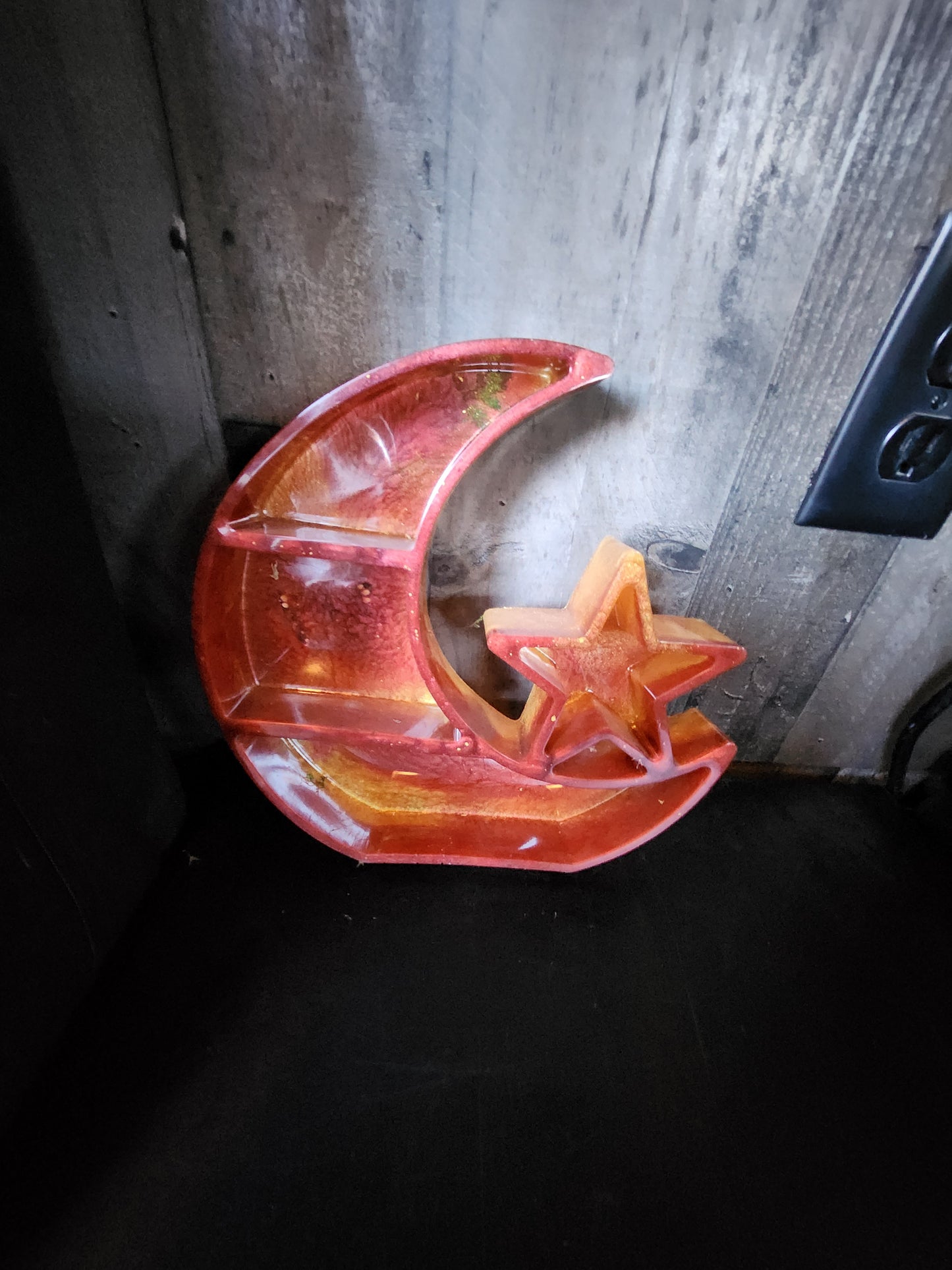 Crescent Moon Resin Shelf